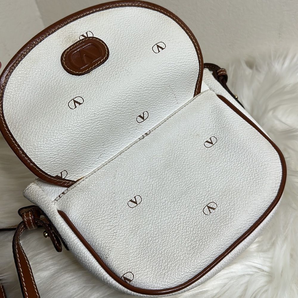 šÆAuthenticāValentino Garavani Small Crossbody š - Picture 15 of 17